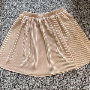 🚫SOLD🚫 Baby Pink Skirt